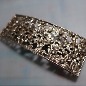 EUC Vintage Floral Barrette, Silvertone, Excellent Quality